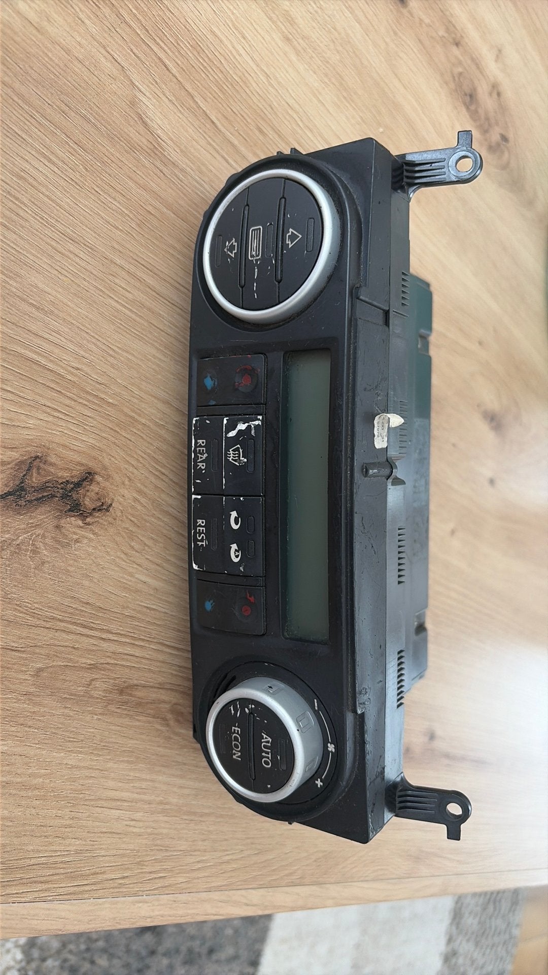 VW T5.1 interieuronderdeel / regeleenheid (stuurapparaat), Auto diversen, Autoradio's, Ophalen, Gebruikt