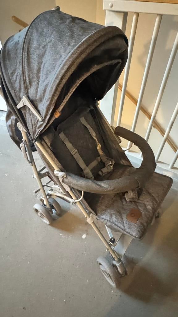 Lionelo buggy ZGAN bieden!, Ophalen, Zo goed als nieuw