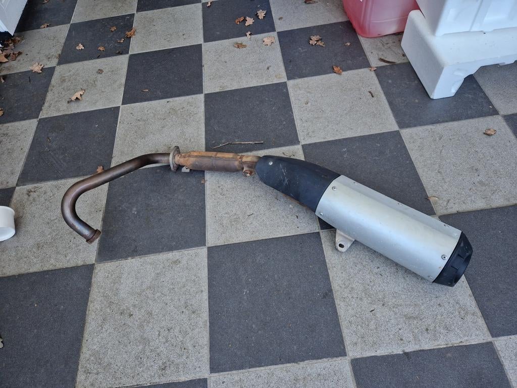 Originele uitlaat Yamaha YZF-R125 2017, Motoren, Ophalen, Gebruikt