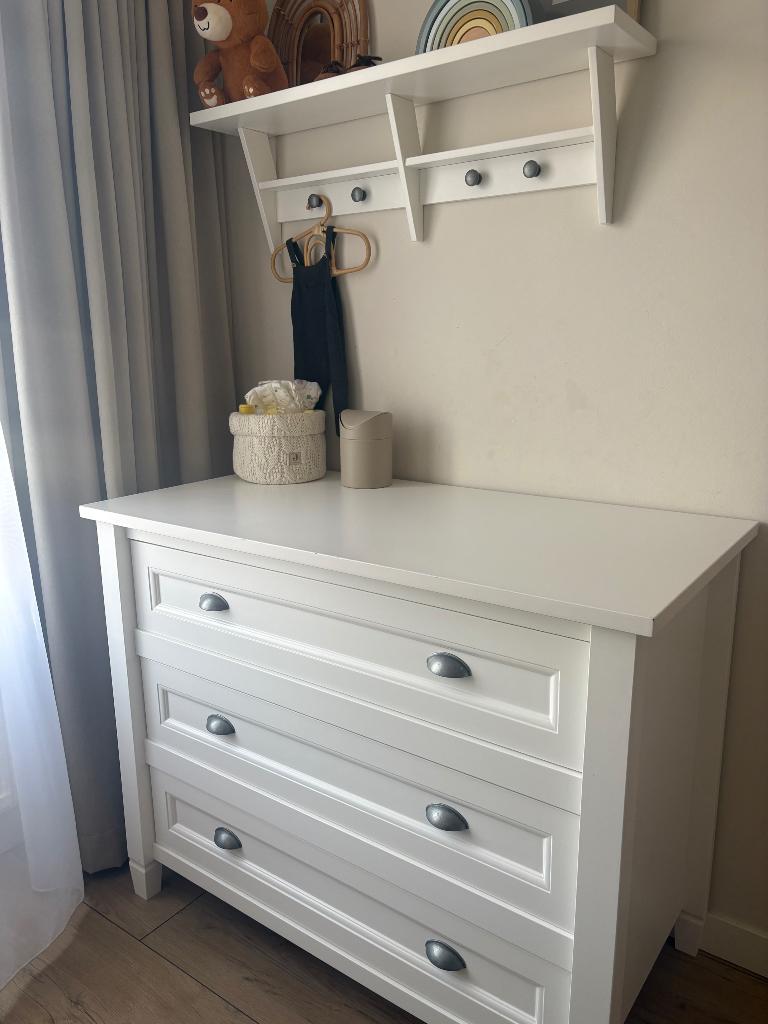 Babykamer commode en ledikant TE KOOP, Ophalen, Zo goed als nieuw, Jongetje of Meisje