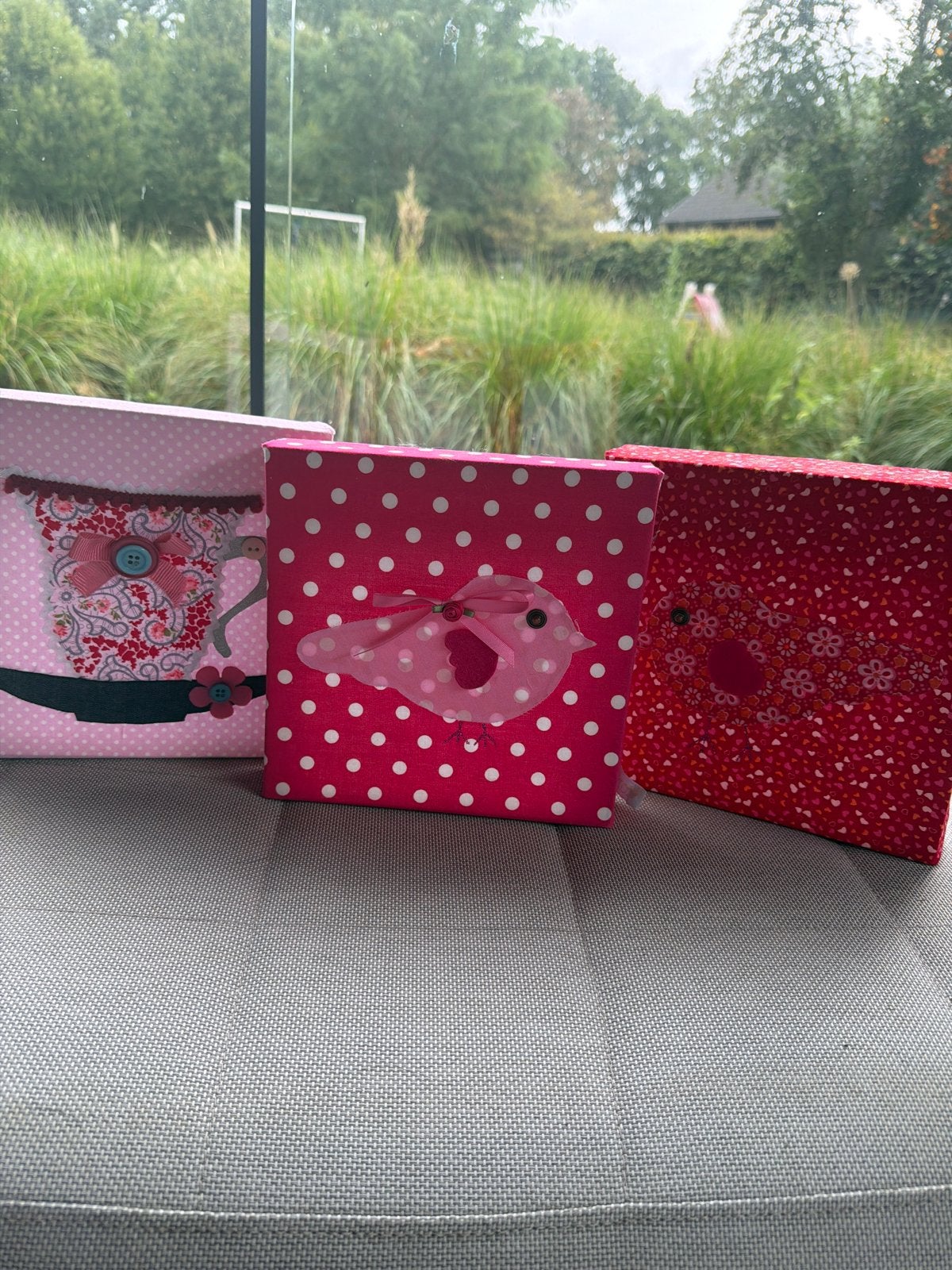 Set van 3 handgemaakte schilderijen, Ophalen