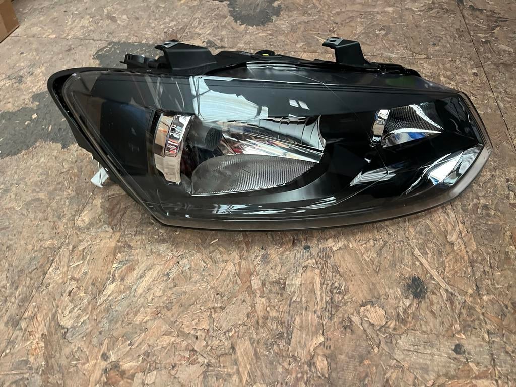 VW Polo (6R/6C) H4 koplamp rechts, Ophalen, Nieuw, Volkswagen