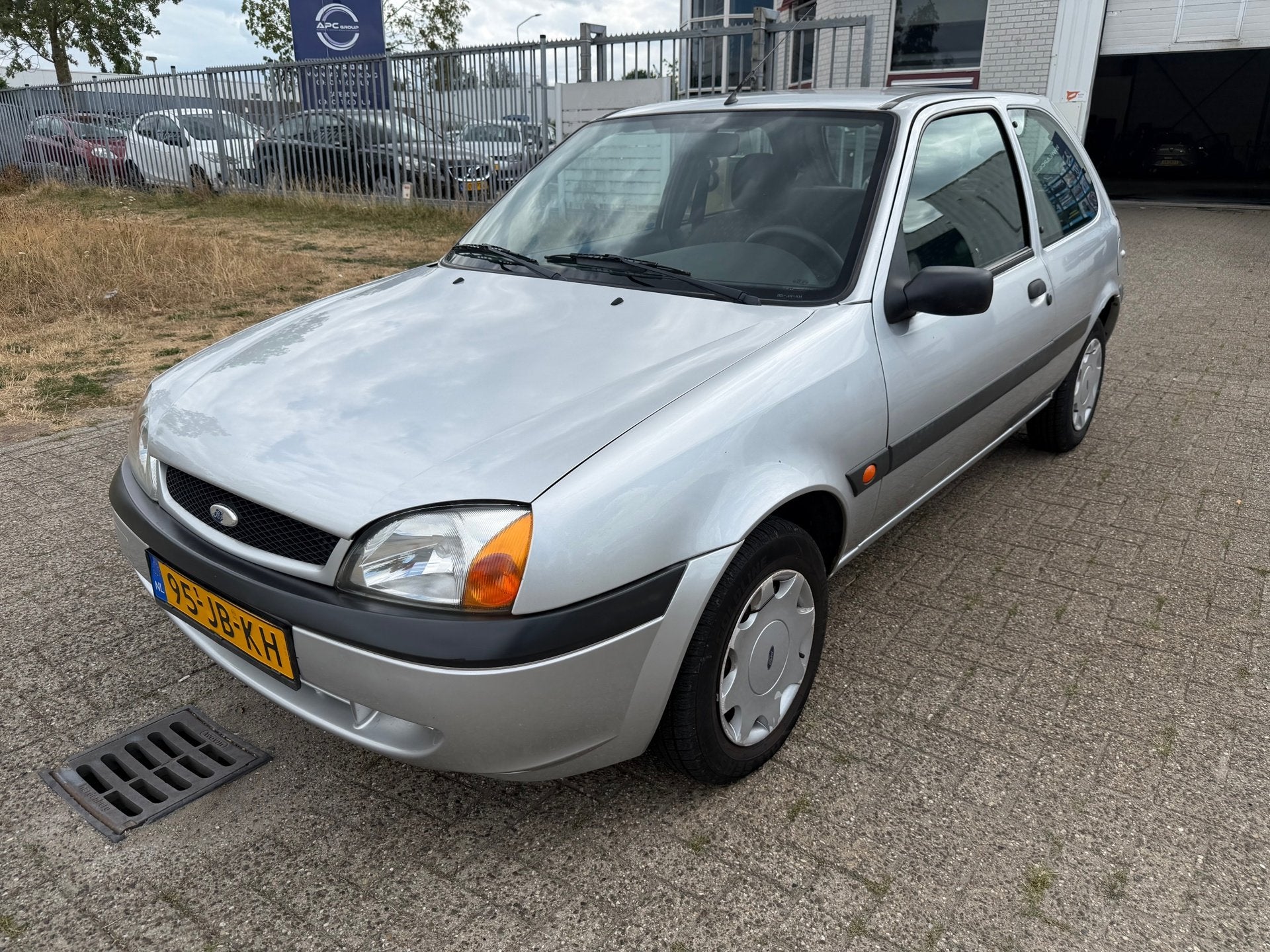 Ford Fiesta 1.3-8V Classic, Voorwielaandrijving, 1299 cc, 4 cilinders, 60 pk