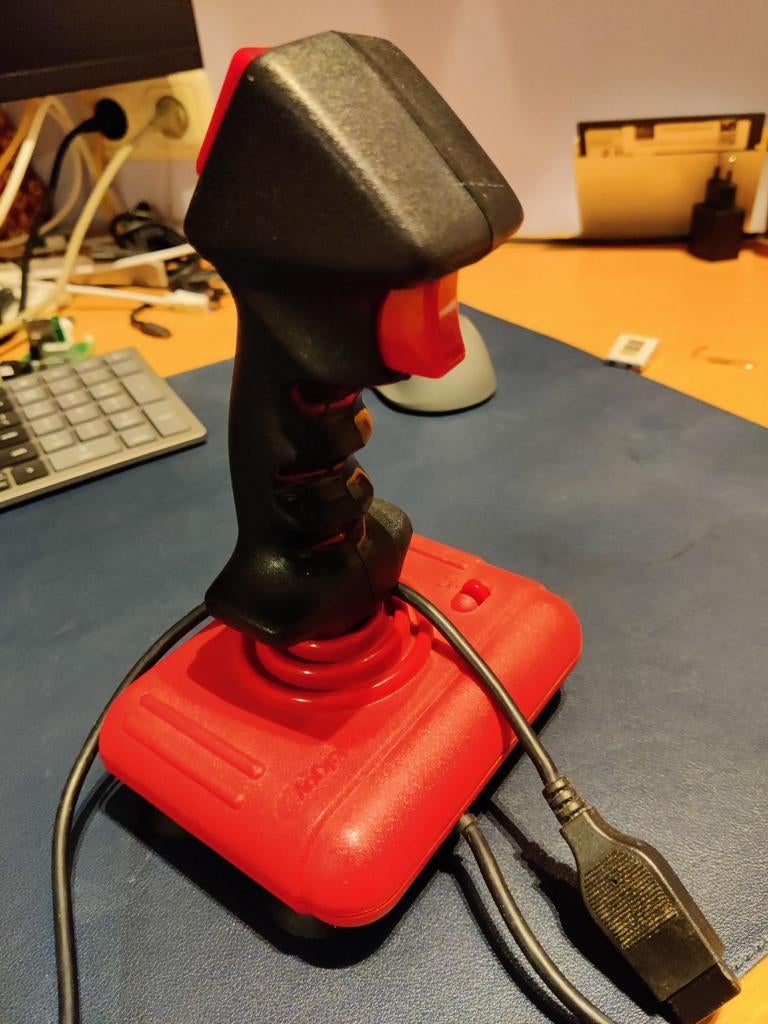 Quickjoy II Turbo SV-124 joystick, Computers en Software, Joysticks, Ophalen of Verzenden