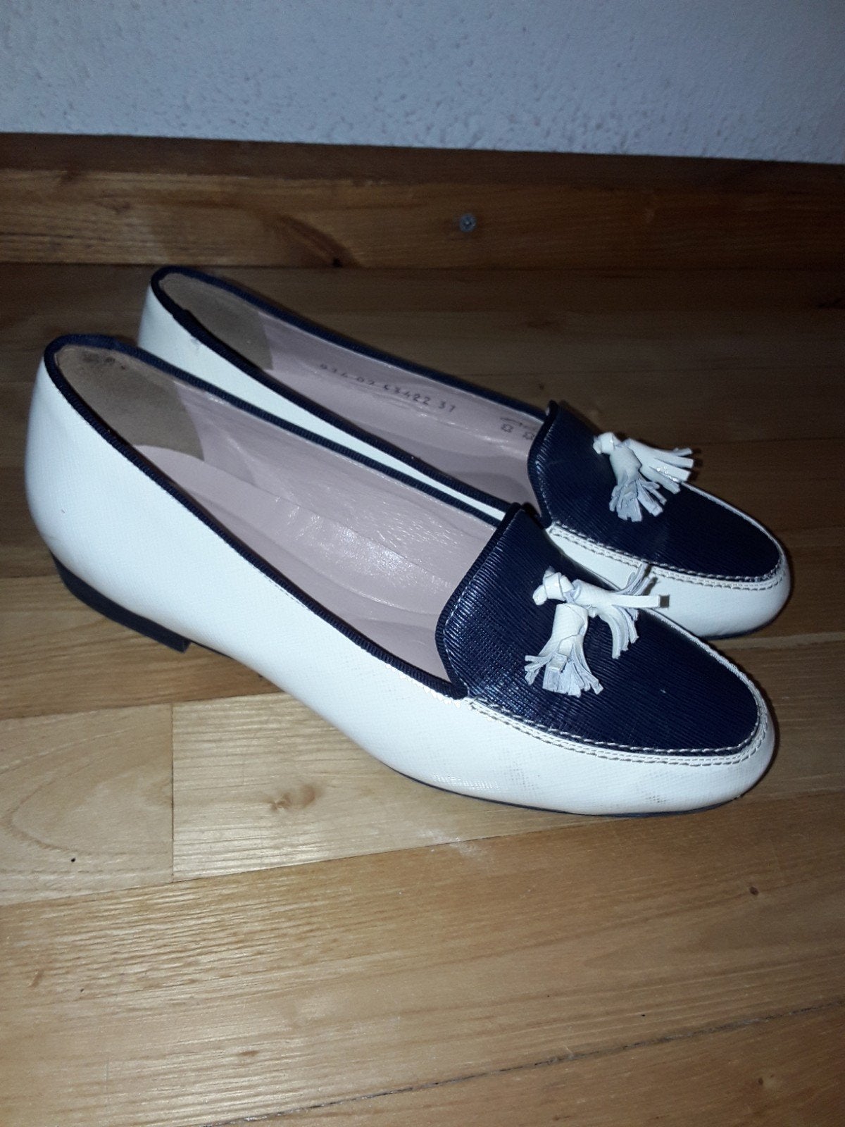 Wit met donkerblauwe Mauro Teci schoenen mt 37, Mauro Teci, Wit, Ophalen of Verzenden, Zo goed als nieuw