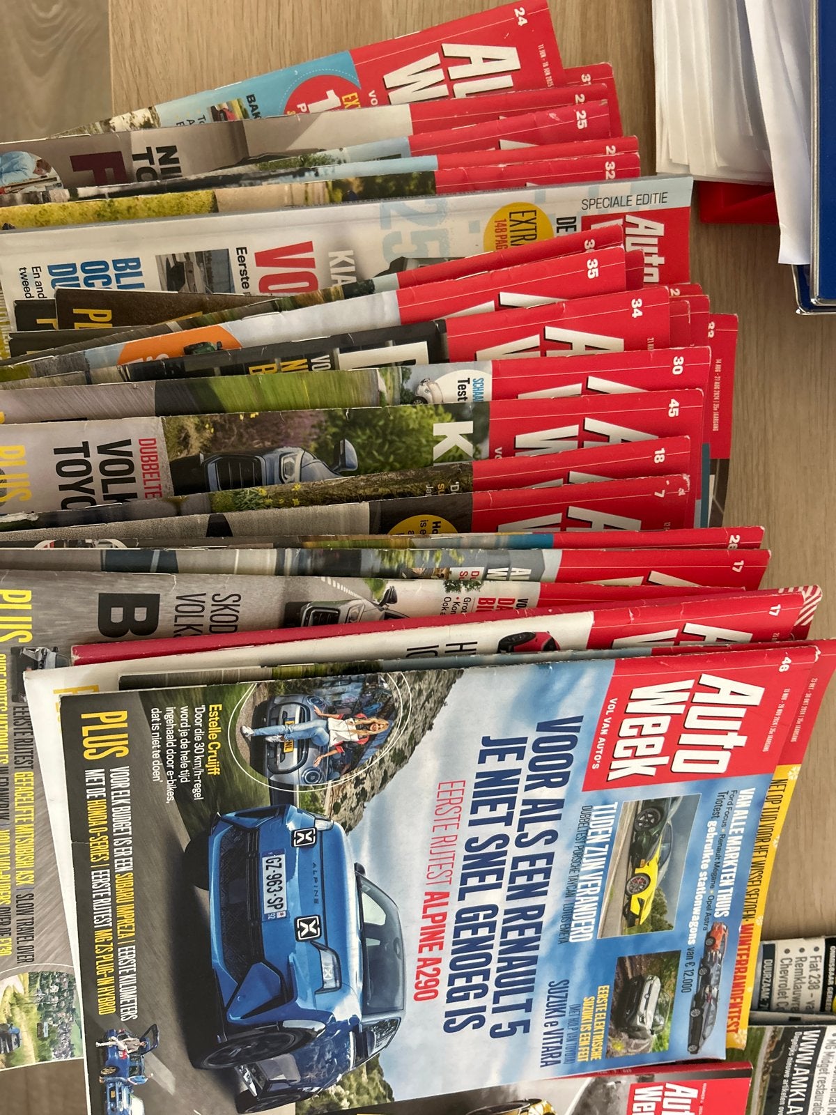 35 Tijdschriften: AutoWeek en Auto Motor Klassiek, Ophalen, Gelezen, Overige typen