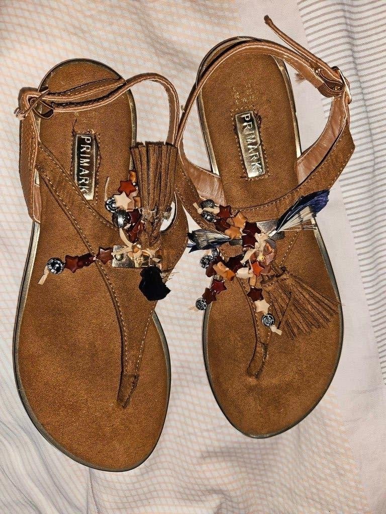 Primark sandalen met kralen en kwastjes, maat 39, Bruin, Primark, Gedragen, Sandalen of Muiltjes