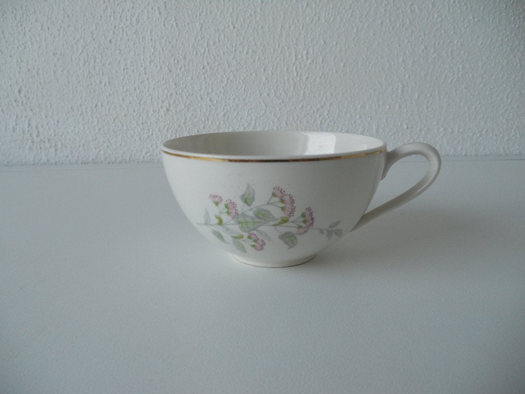 Regout kopje met rose bloemen, Ophalen of Verzenden