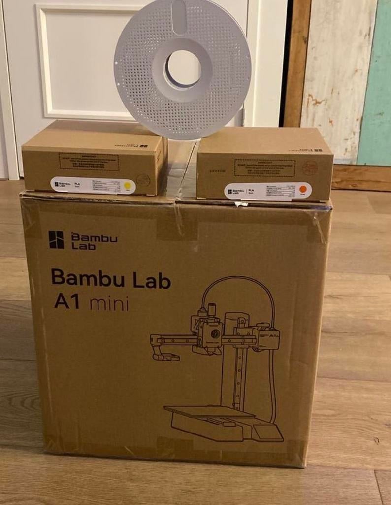 Nieuwe Bambu Lab A1 Mini 3D printer + extra filament, Computers en Software, 3D Printers, Ophalen, Ingebouwde Wi-Fi, Nieuw, Filament