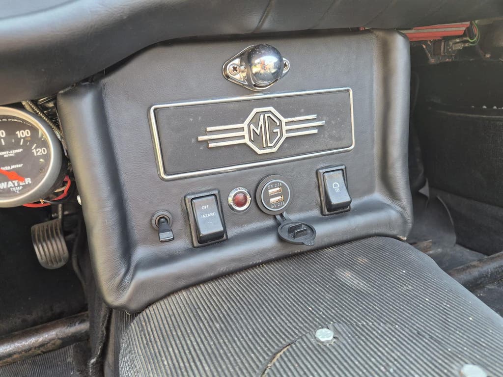 MG Mgc Roadster 6-cilinder (met rolkooi) - 1969, foto 12