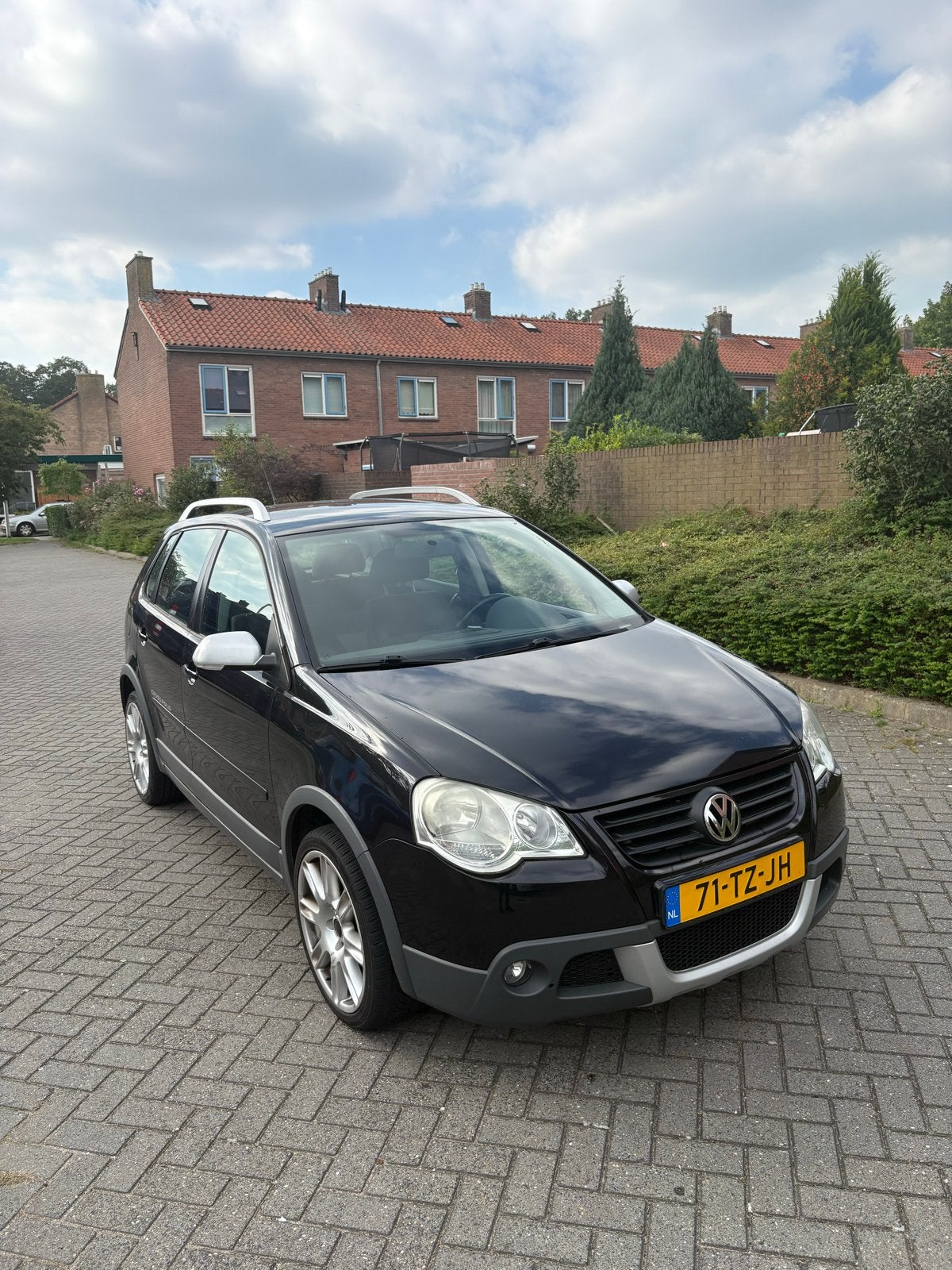 Volkswagen Polo 1.4 16V 59KW Cross 2007 Zwart, Auto's, Voorwielaandrijving, 15 km/l, 40 €/maand, Zwart