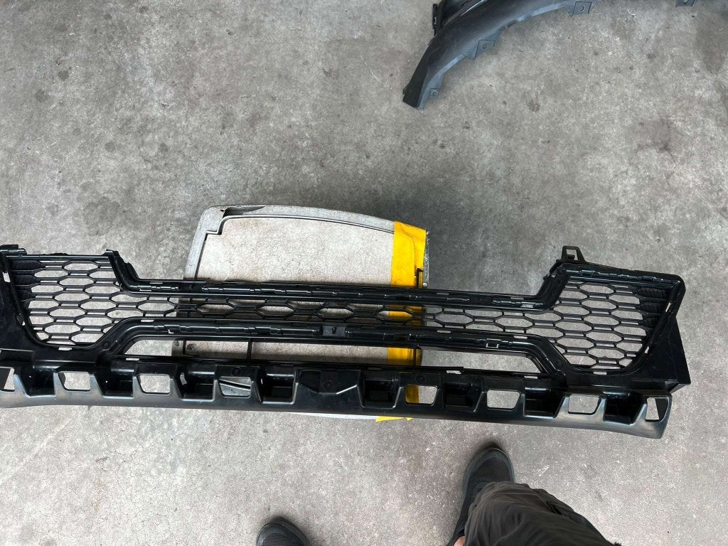 voorbumper X1 gril rooster 5111-5a0b678 m sport msp 2023+, Auto-onderdelen, Gebruikt, Duitsland, Voor, Bmw