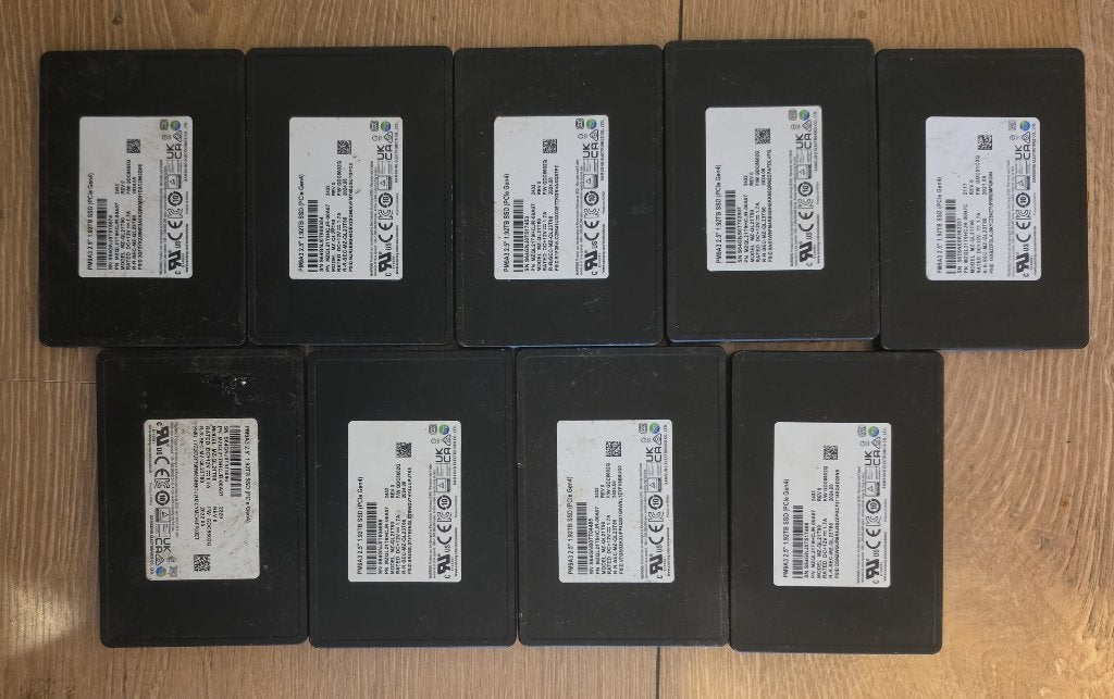 PARTIJ SSD'S SAS VOOR SERVERS TE KOOP, Computers en Software, Intern, Gebruikt, SAS, Server
