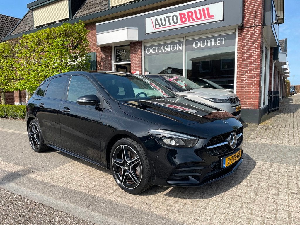 Mercedes-Benz B-klasse 250 e AMG Edition|1/2 Leder|Sfeerverl, Gebruikt, 4 cilinders, 15 kWh, Zwart