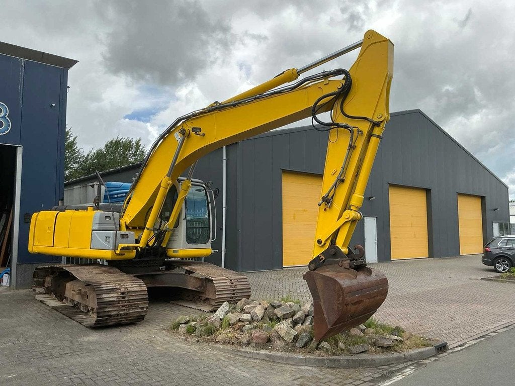 2007 New Holland E 215B Rupsgraafmachine, Graafmachine