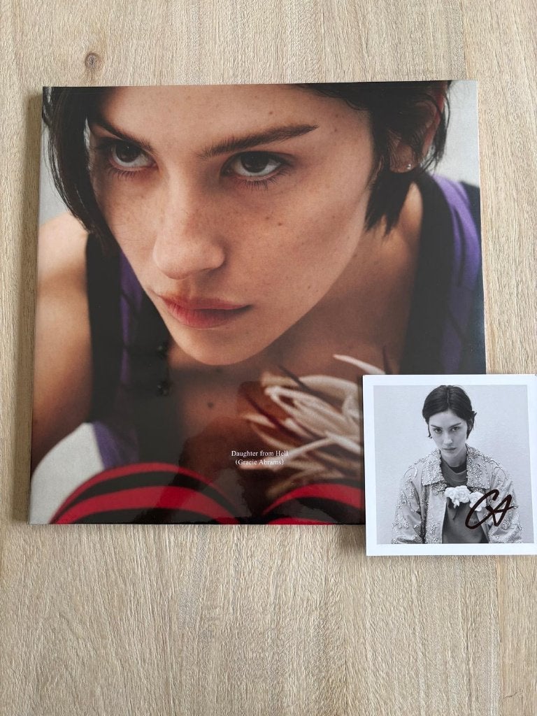 SIGNED Gracie Abrams daughter from hell vinyl, Pop, Ophalen of Verzenden, Geseald, 12 inch