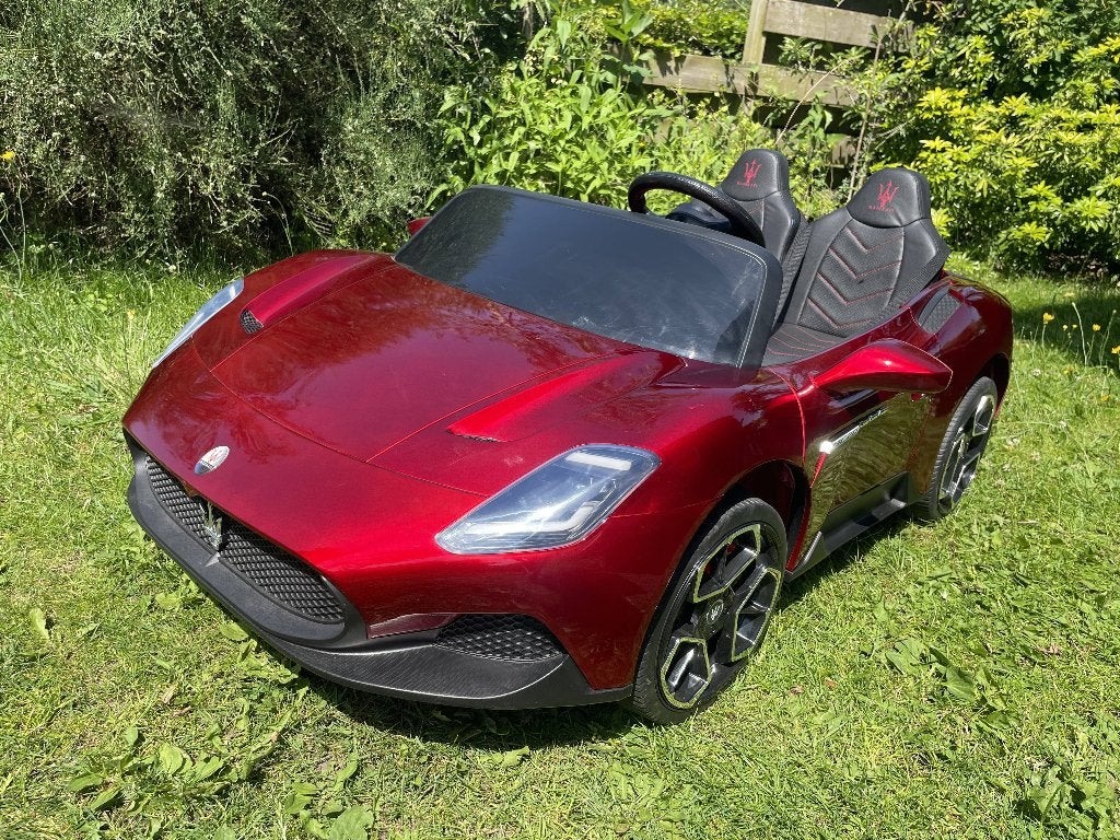Maseratie MC20 - Eleckrische kinderauto - 2 pers, Kinderen en Baby's, Ophalen, Zo goed als nieuw