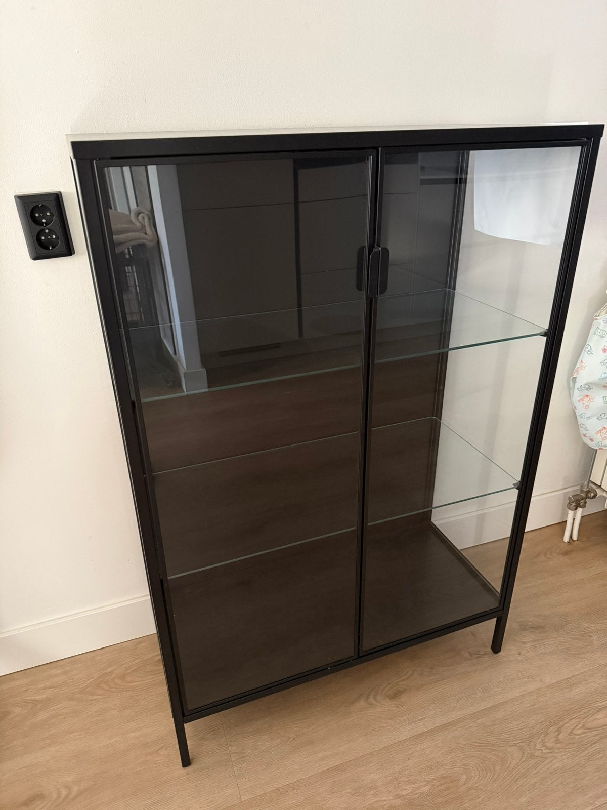 Ikea RUDSTA vitrinekast, Huis en Inrichting, Kasten | Vitrinekasten, Ophalen, 50 tot 100 cm, Zo goed als nieuw, 150 tot 200 cm