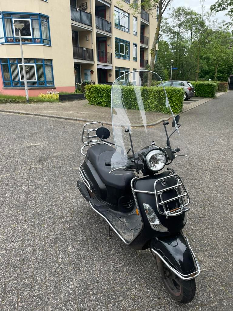 Sym fiddle 2, Fietsen en Brommers, Ophalen, Gebruikt, Benzine, Fiddle