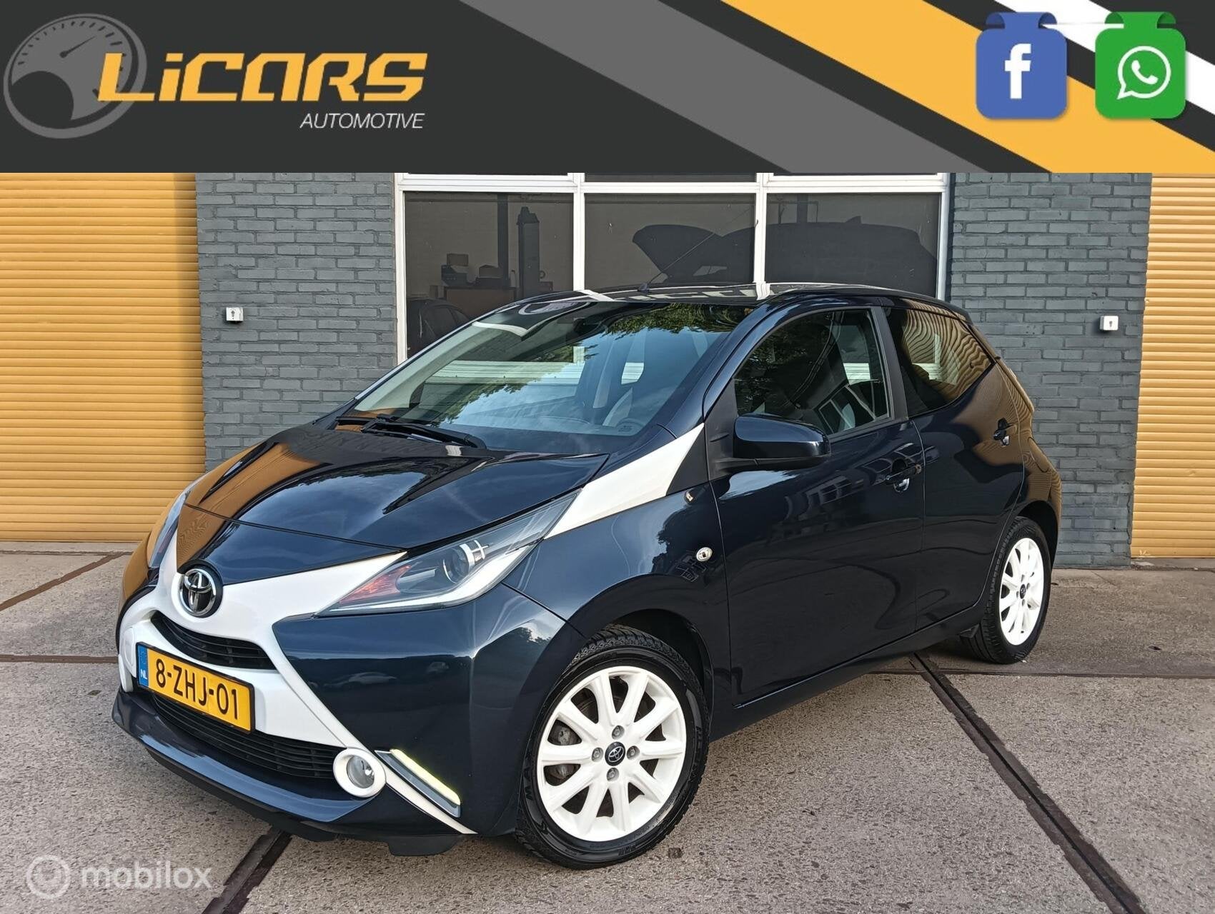 Toyota Aygo 1.0 VVT-i x-play groot scherm/camera/navigatie, Voorwielaandrijving, Euro 5, Stof, Gebruikt