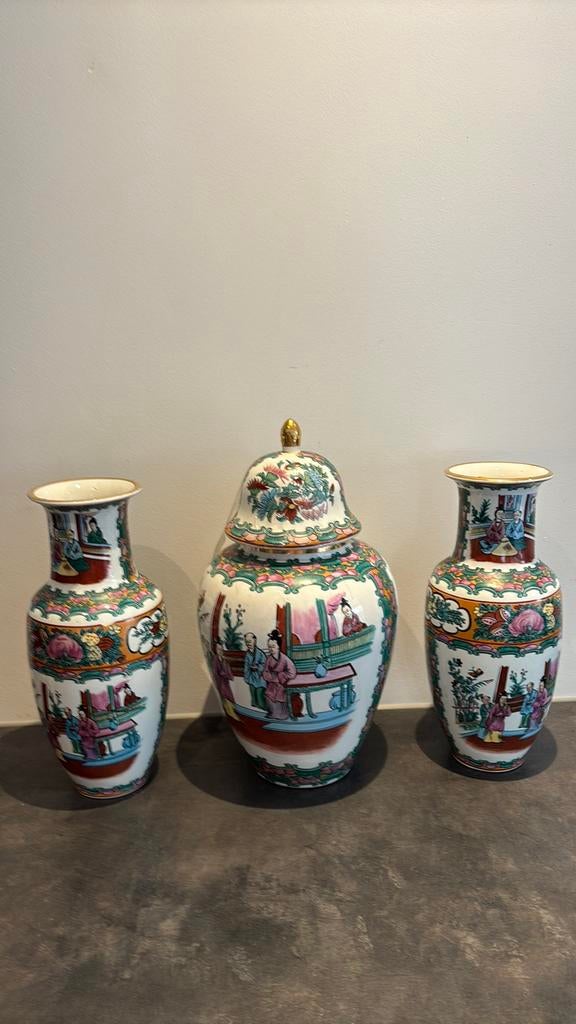 Chinese set vazen, Antiek en Kunst, Antiek | Vazen, Ophalen of Verzenden