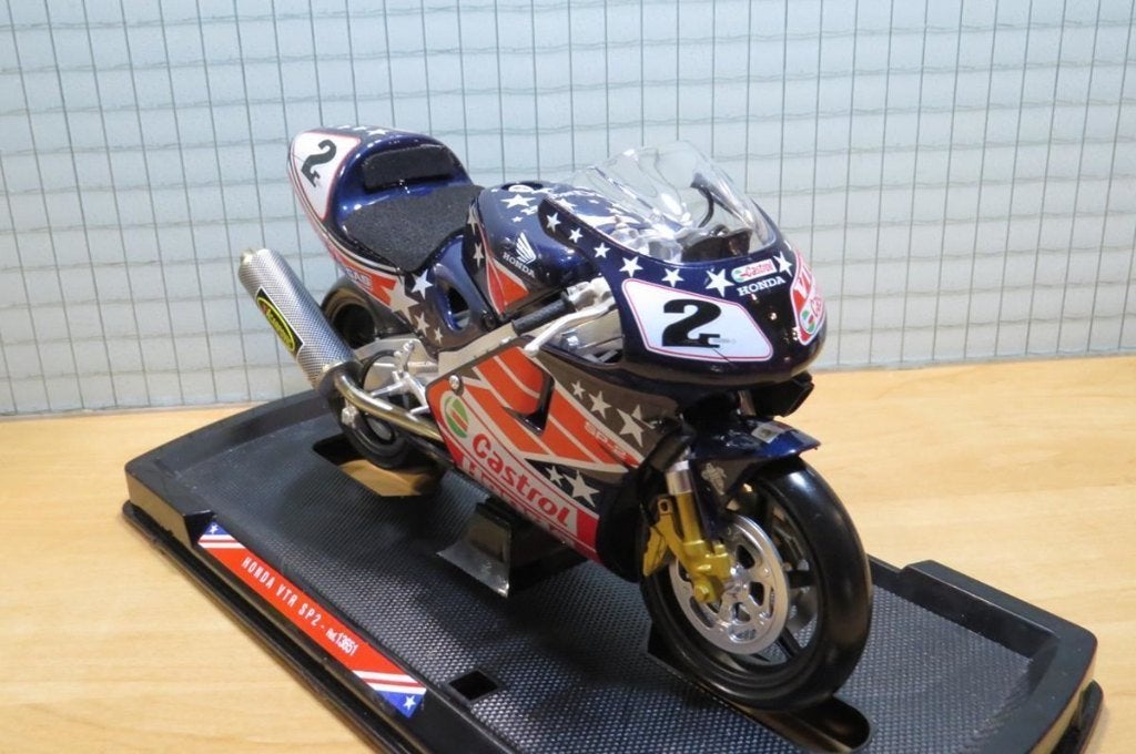 Honda VTR1000 SP-2 1:10 13651, MayCheong, Nieuw, Ophalen of Verzenden, 1:9 t/m 1:12