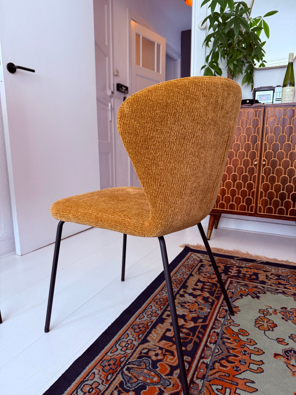 NOUS Living eetkamerstoel - Okergeel, Huis en Inrichting, Stoelen, Ophalen, Overige kleuren, Nieuw, Eén