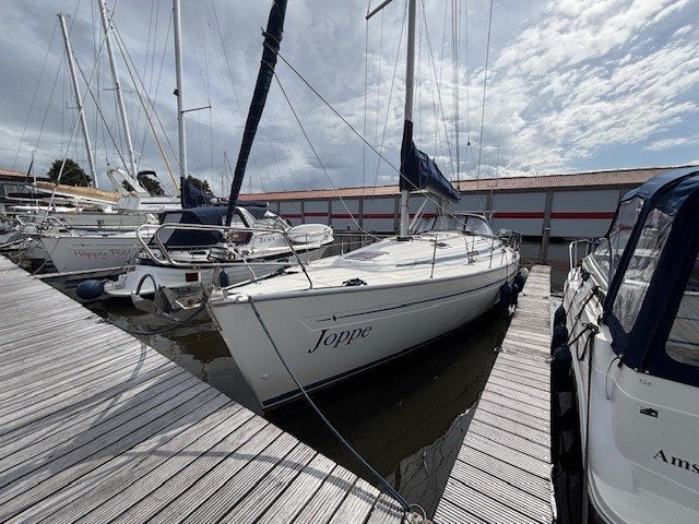 Bavaria 38-2 (bj 2004), Gebruikt, Polyester, Diesel