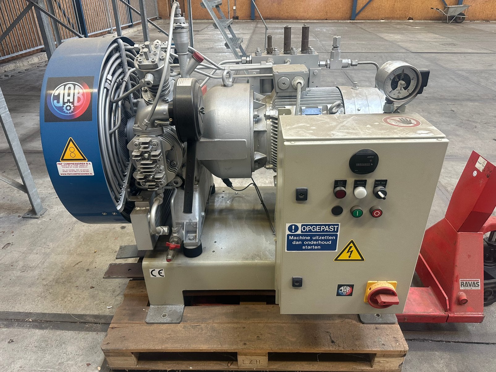 Compressor 250bar, Doe-het-zelf en Verbouw, 100 liter of meer, Ophalen, Zo goed als nieuw