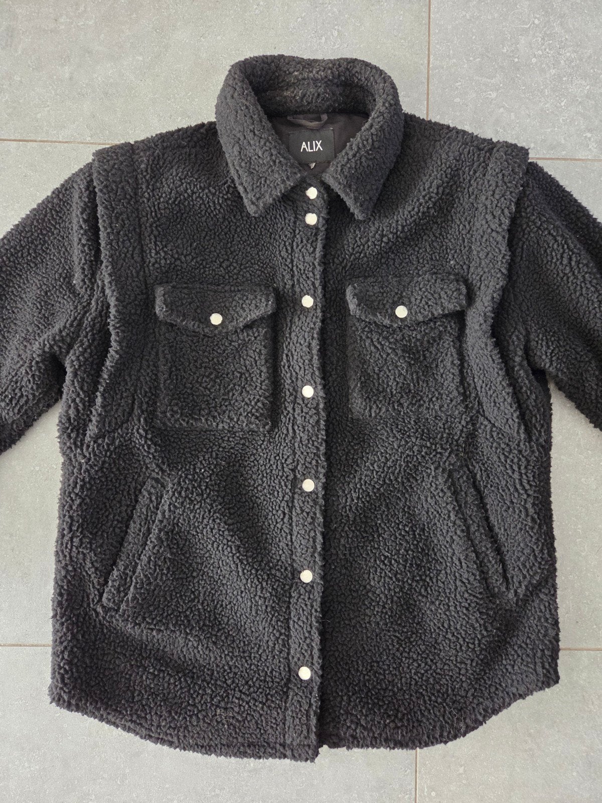Alix The Label teddy jasje - Zwart - Maat L, Zwart, Maat 42/44 (L), Ophalen of Verzenden, Zo goed als nieuw