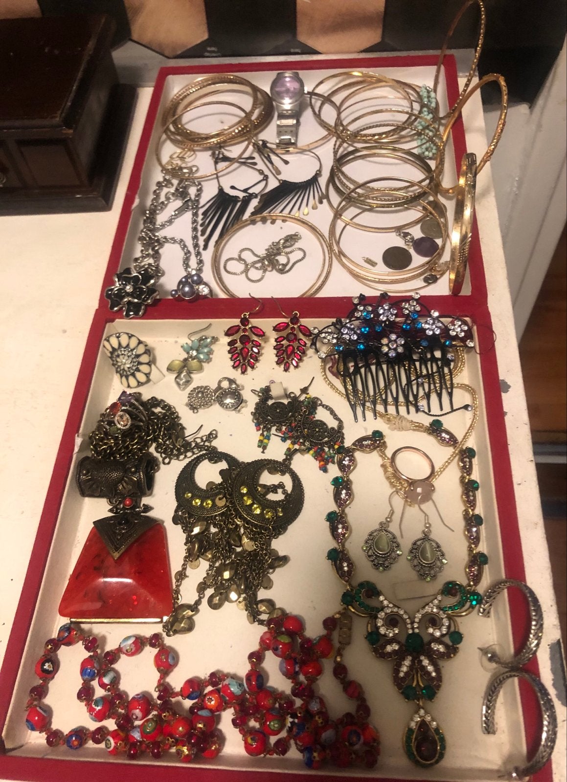 Vintage sieradenpakket: armbanden, ringen, kettingen horloge, Ophalen, Overige materialen, Overige typen, Met edelsteen