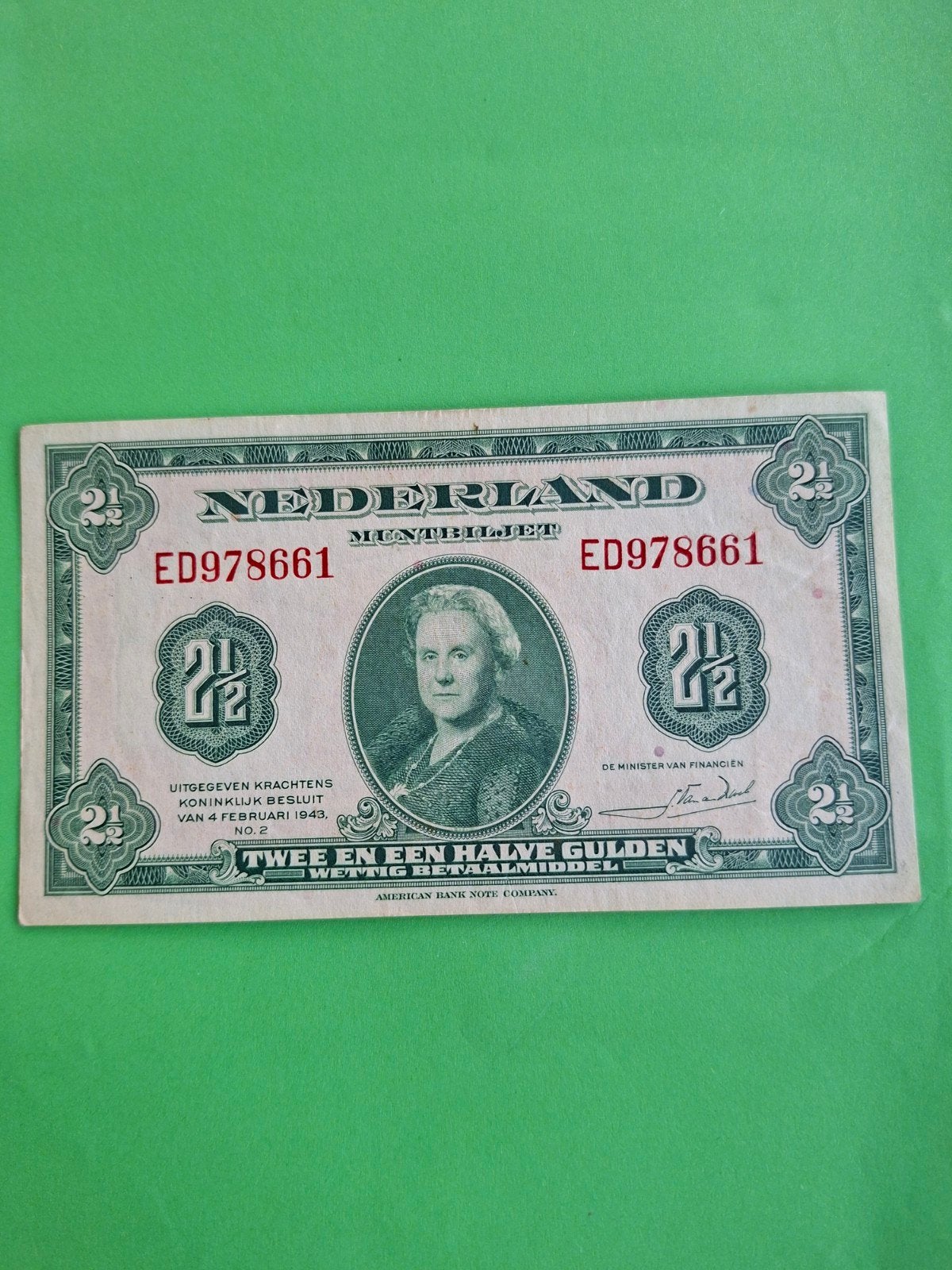 2,5 gulden Wilhelmina uit 1943 in AUNC
Serie nummer ED 97866, Ophalen of Verzenden, 2½ gulden, Los biljet
