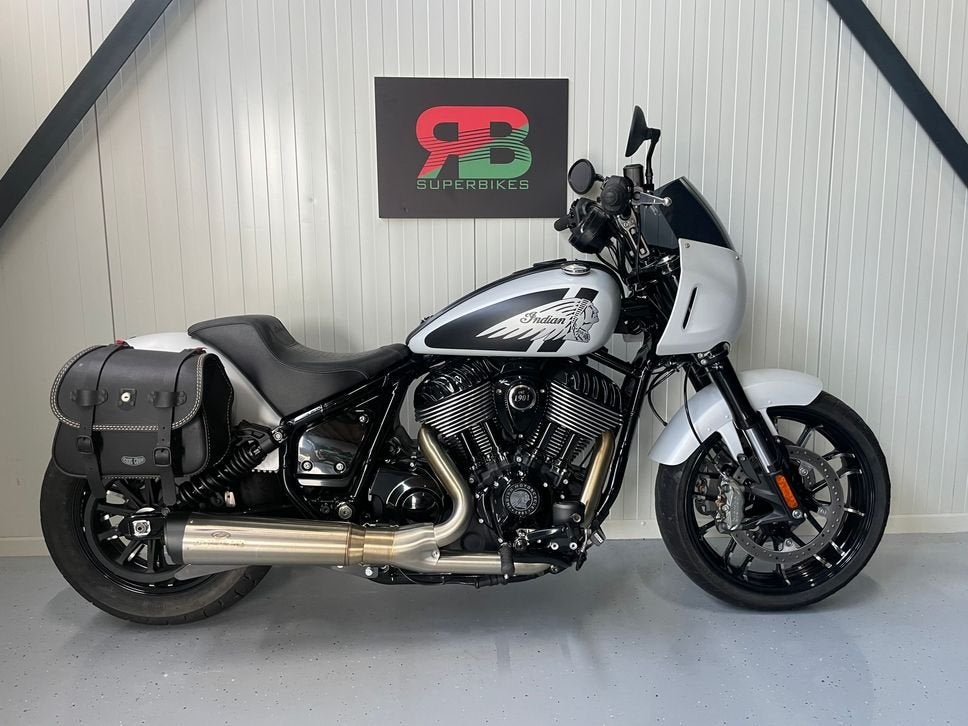 INDIAN MOTORCYCLE SPORT CHIEF (bj 2024) 7,212 km, 2 cilinders, 1890 cc, Onbekend, Meer dan 35 kW