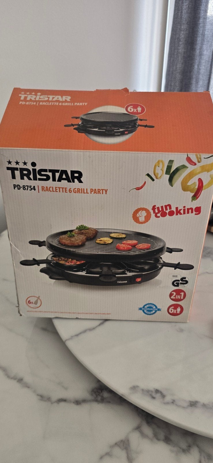 Tristar PD-8754 Raclette & Grill Party - Nieuw in doos, Ophalen of Verzenden, Nieuw, 4 t/m 7 personen
