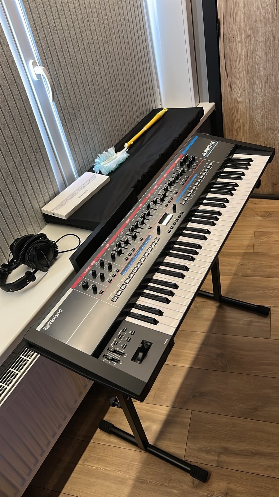 Roland Juno - X met expansion pack t.w.v 160€, Muziek en Instrumenten, Synthesizers, Ophalen of Verzenden, Zo goed als nieuw, 61 toetsen