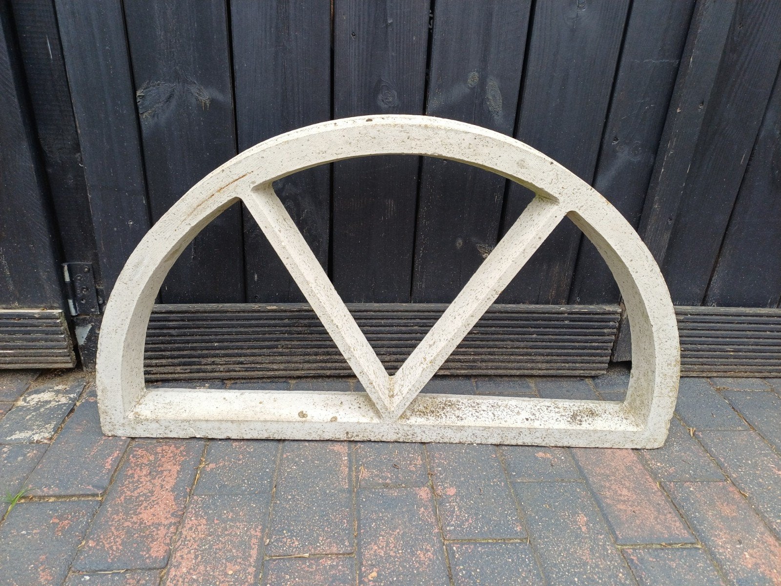 Stalraam van beton., Overige materialen, Raamkozijn, Nieuw, Minder dan 75 cm