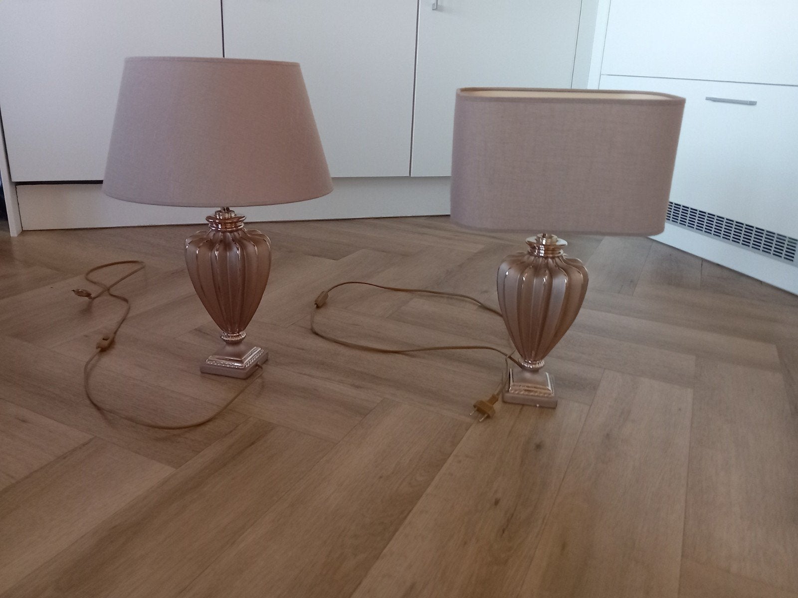 Set van 2 schemerlampen met voet en kap, Beige, Met schakelaar, Gebruikt, Ophalen of Verzenden