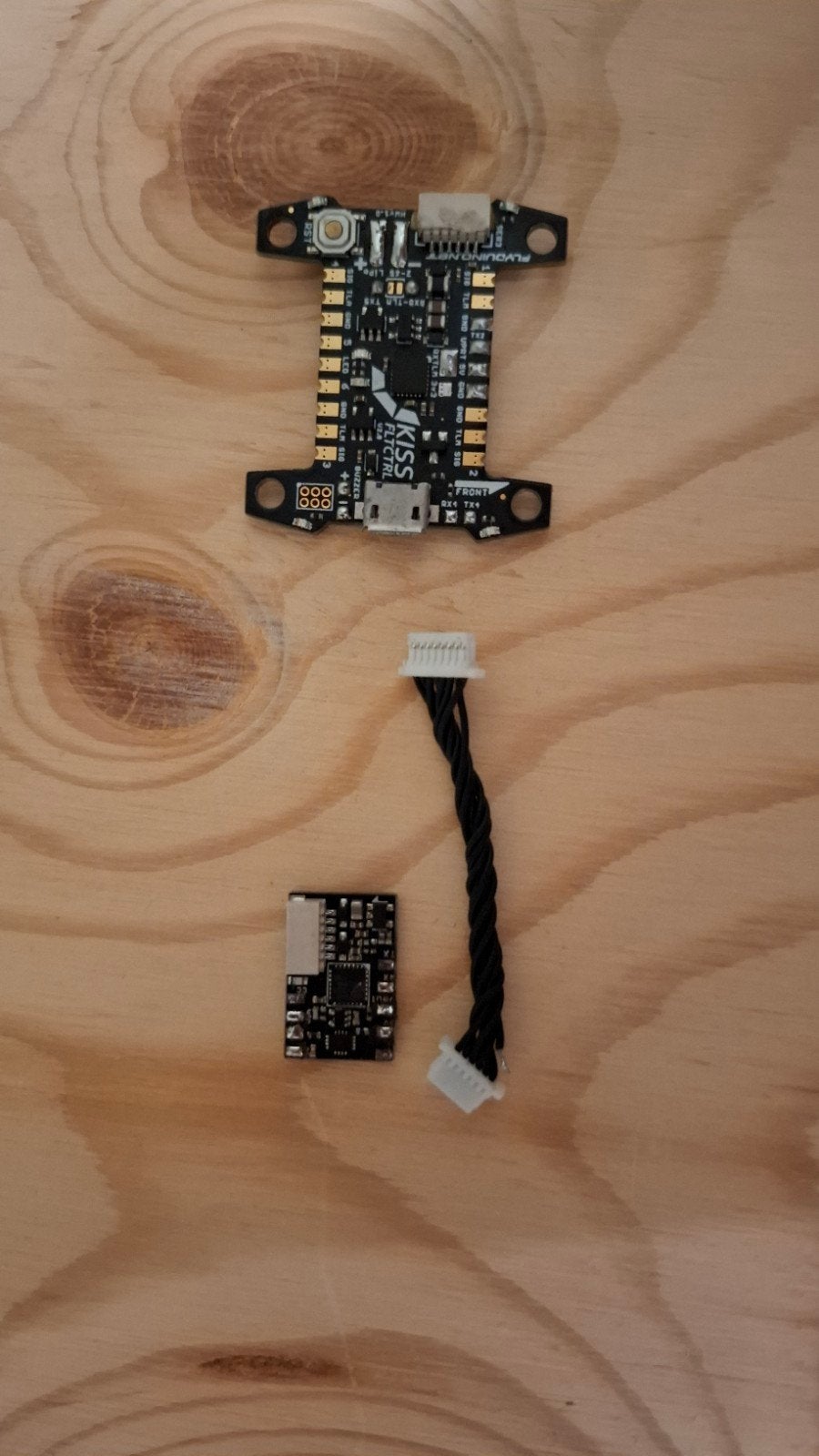 Kiss v2 flight controller met fettec osd board, 3x gebruikt, Ophalen of Verzenden
