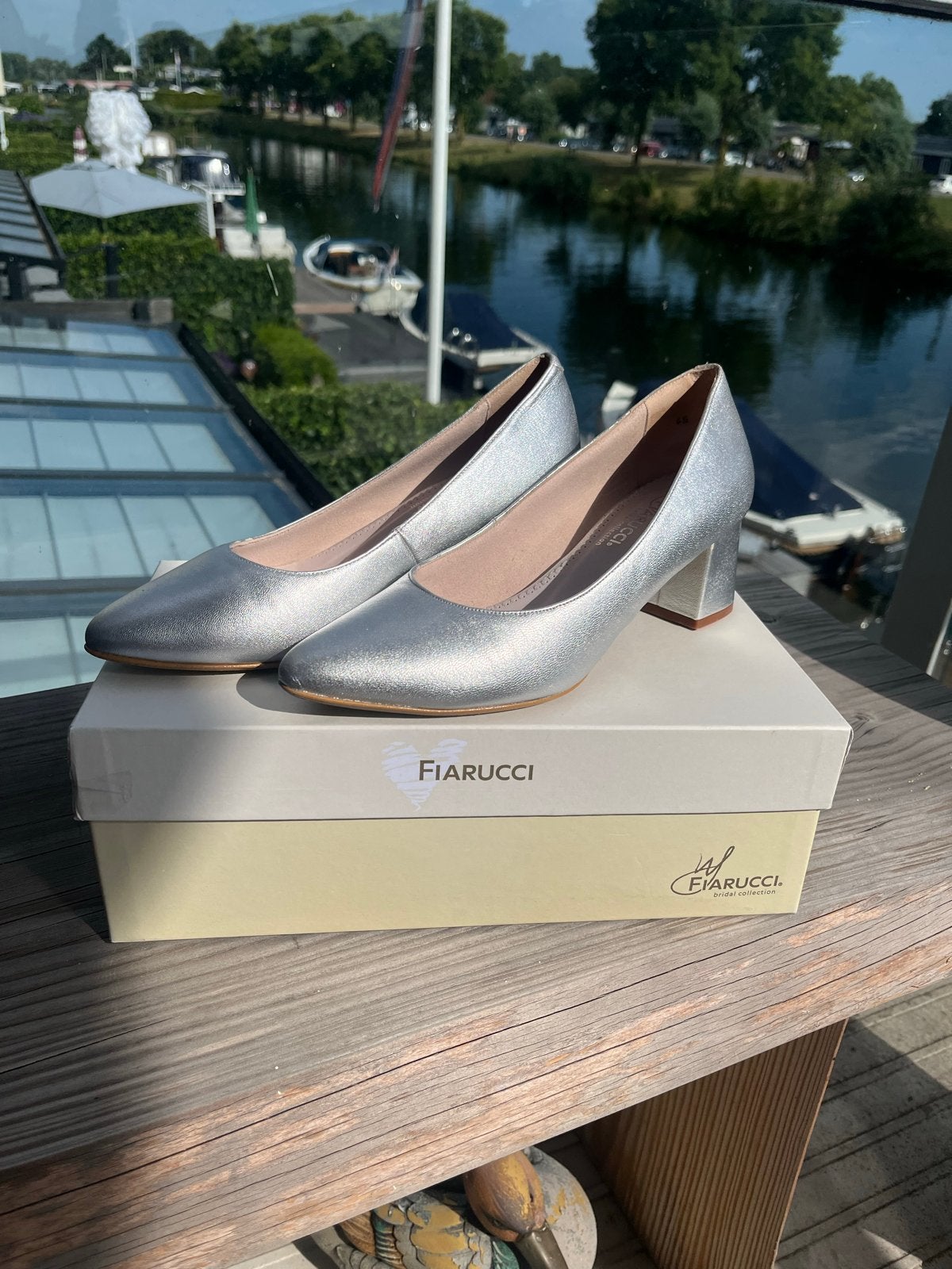 Fiarucci Mette zilveren pumps, maat 37,5, Ophalen of Verzenden, Zo goed als nieuw, Overige kleuren, Pumps