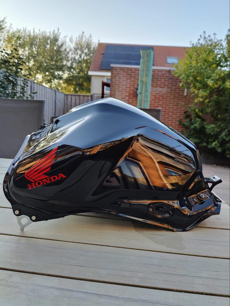 Honda CB750 Hornet Tank - Augustus 2024, Ophalen of Verzenden, Gebruikt
