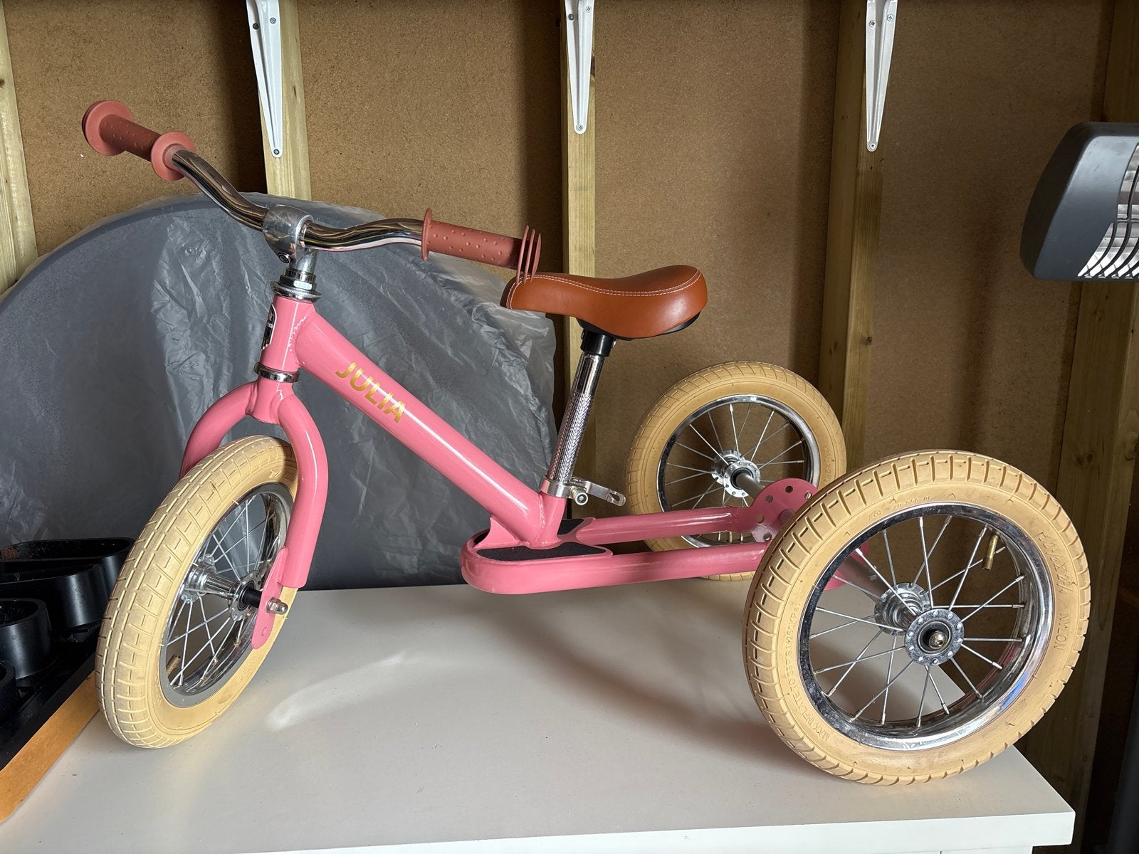 Roze loopfiets, Fietsen en Brommers, Fietsen | Kinderfietsjes, Ophalen, Zo goed als nieuw, Minder dan 16 inch
