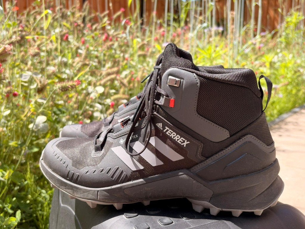 Adidas Terrex Swift R3 Mid wandel schoenen, Kleding | Heren, Schoenen, Zwart, Ophalen of Verzenden, Zo goed als nieuw, Adidas