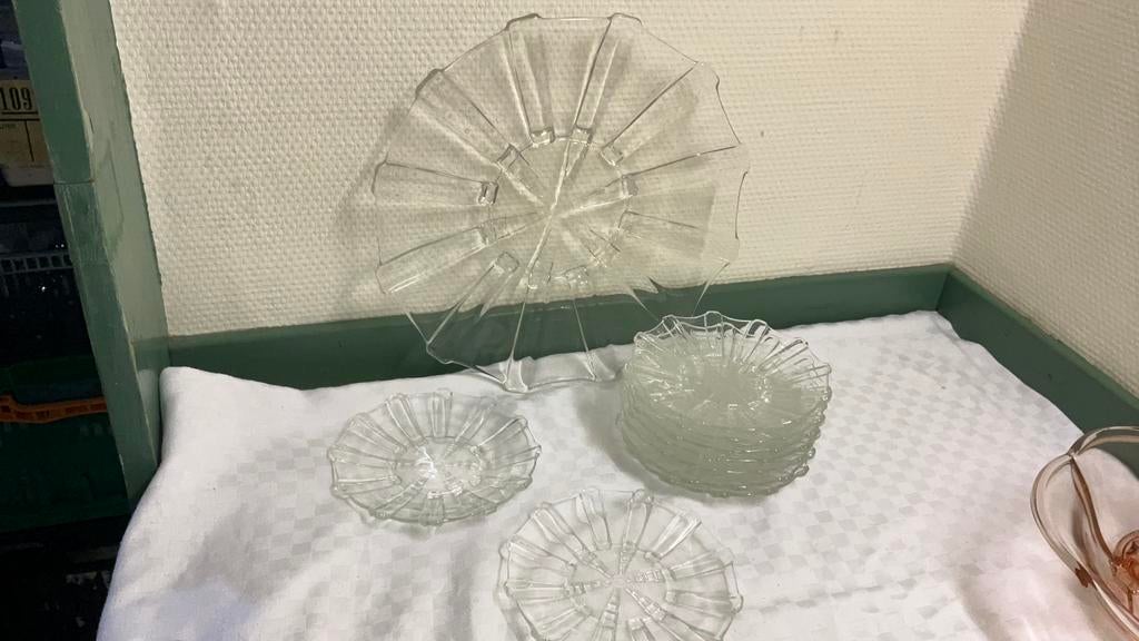 Art deco tsjecho slovakije, taartschaal met schotels glas, Ophalen of Verzenden