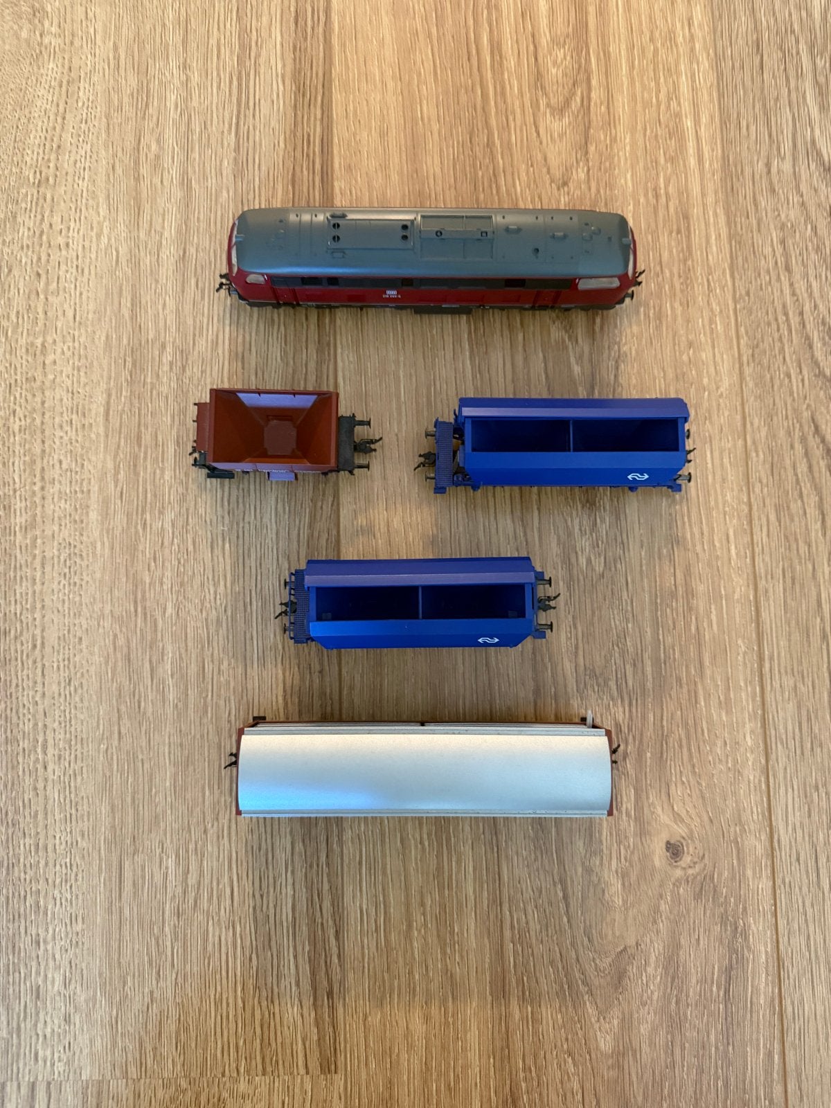 Fleischmann H0 DB BR218 + 4 goederenwagens, Ophalen, Gelijkstroom, Fleischmann, Analoog