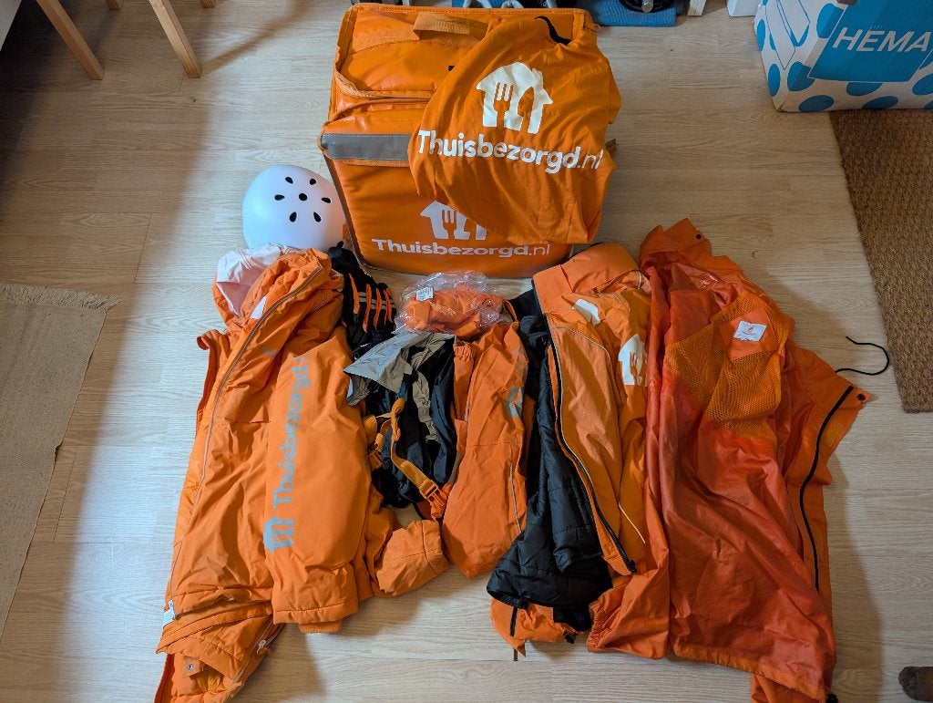 Thuisbezorgd Tas + kleding, Sieraden, Tassen en Uiterlijk, Tassen | Rugtassen, Ophalen, Overige merken