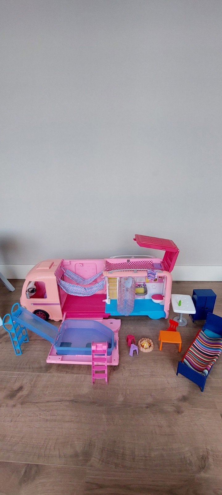 Grote Barbie set met camper, paard en diverse poppen, Ophalen, Gebruikt, Barbie