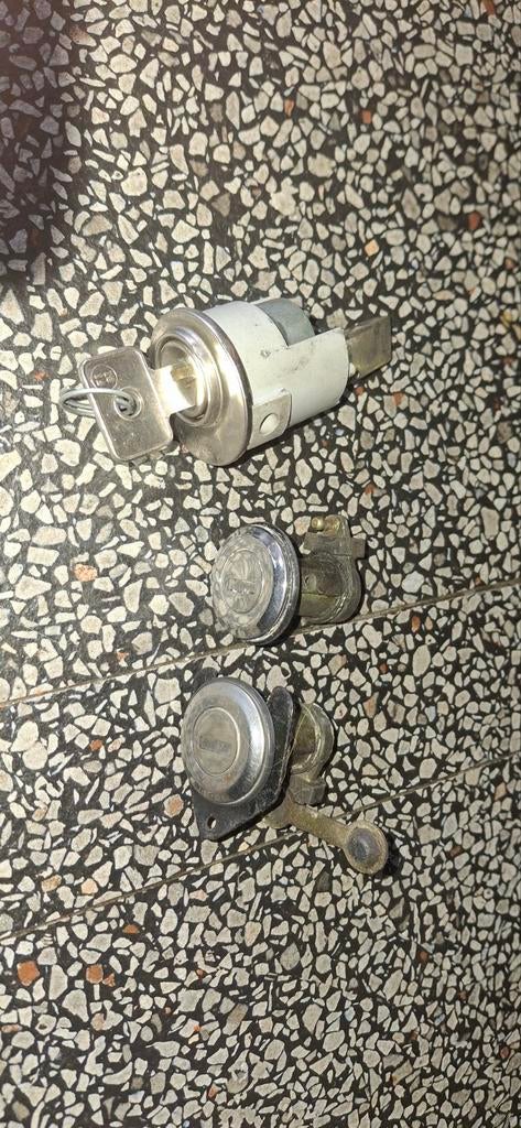 Sloten set alfa romeo 75, Ophalen of Verzenden, Alfa Romeo