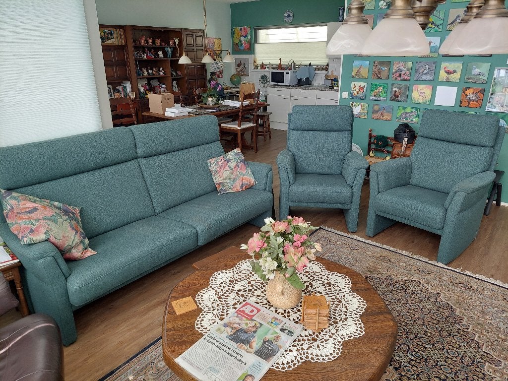 Set van twee fauteuils en bank, Ophalen, Zo goed als nieuw, Driepersoons, Overige materialen