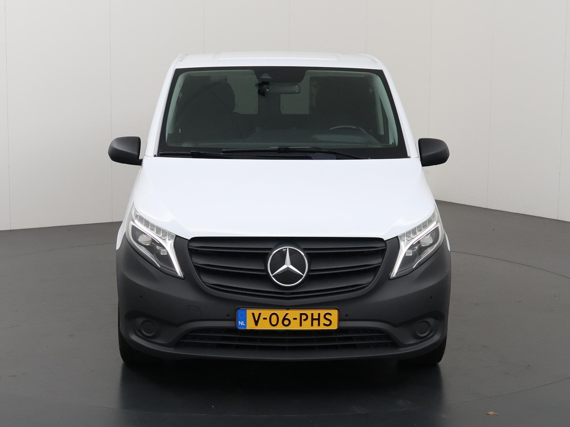 Mercedes-Benz Vito 116 CDI | AUT. | L1 | INRICHTING LAADRUIM, Auto's, Automaat, Gebruikt, Euro 6, 4 cilinders