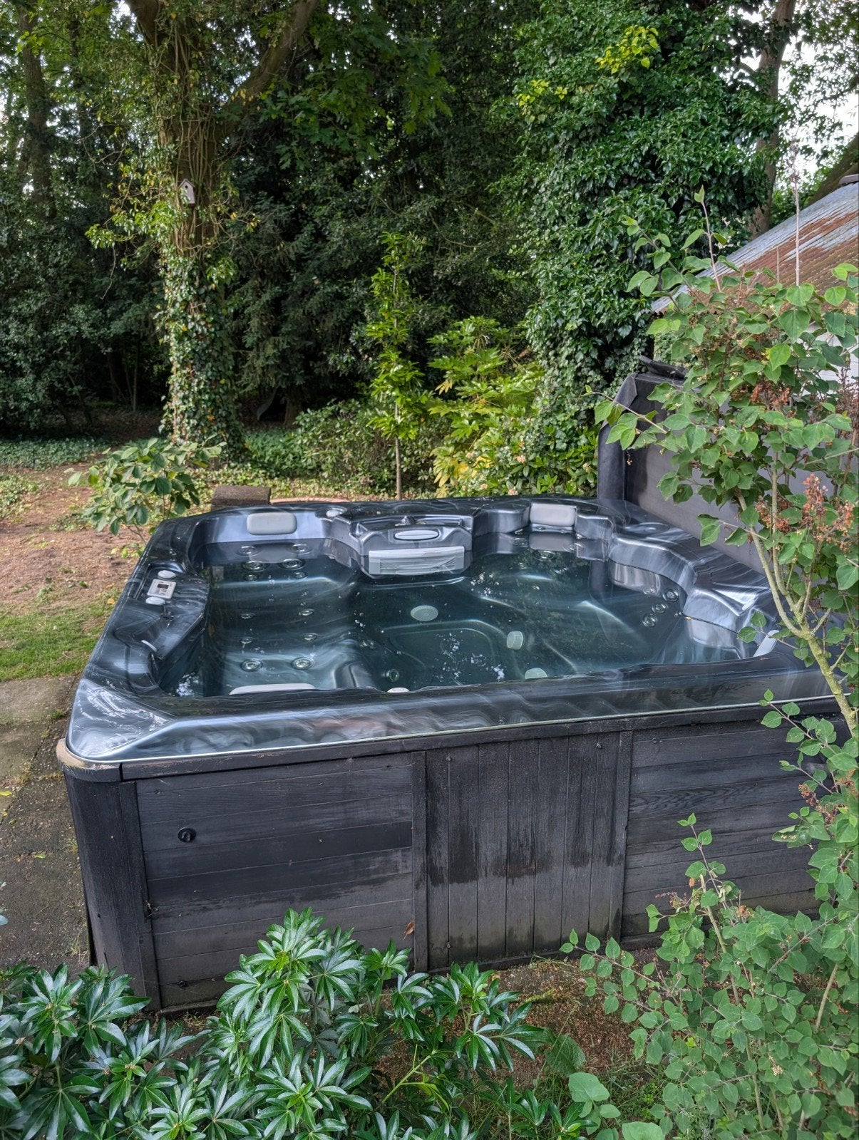 6-7p jacuzzi opknapper, Tuin en Terras, Bubbelbaden en Hottubs, Gebruikt, Vast, Filter, Pomp, Ophalen of Verzenden